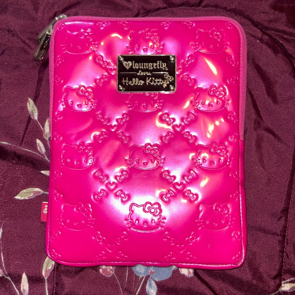 Hello Kitty x Loungefly Tablet Carrying Case